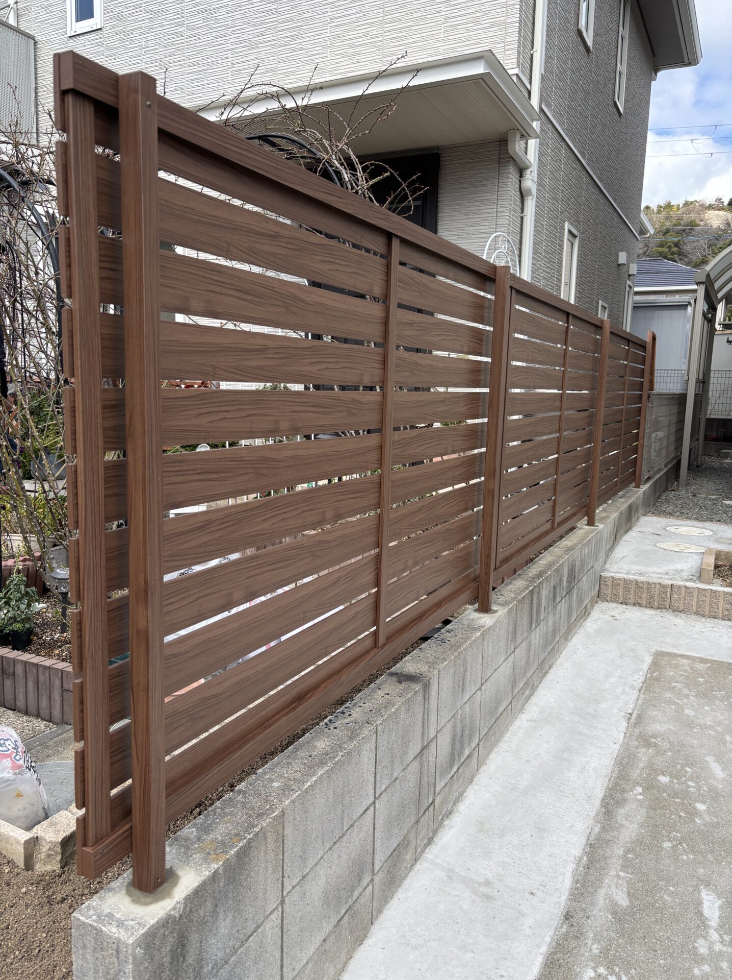 目隠しフェンス