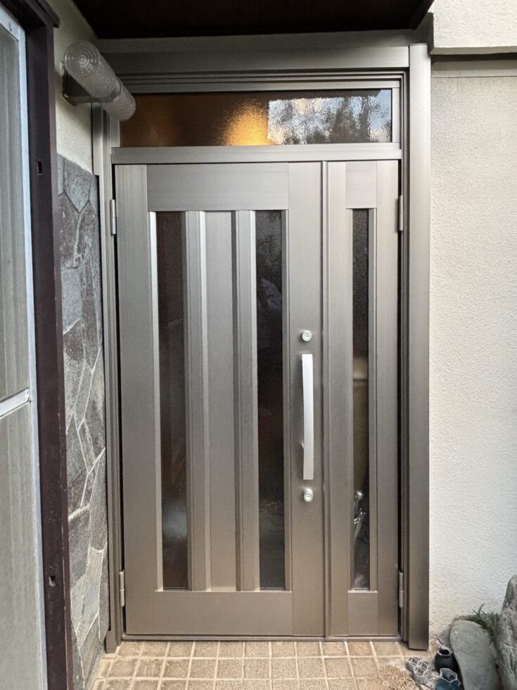 玄関ドアリフォーム